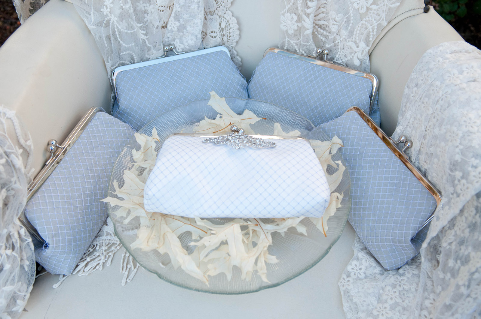 Bohemian Chic Wedding | ANGEE W. Bridal & Bridesmaids Clutch bags | Photo by Samantha Randall